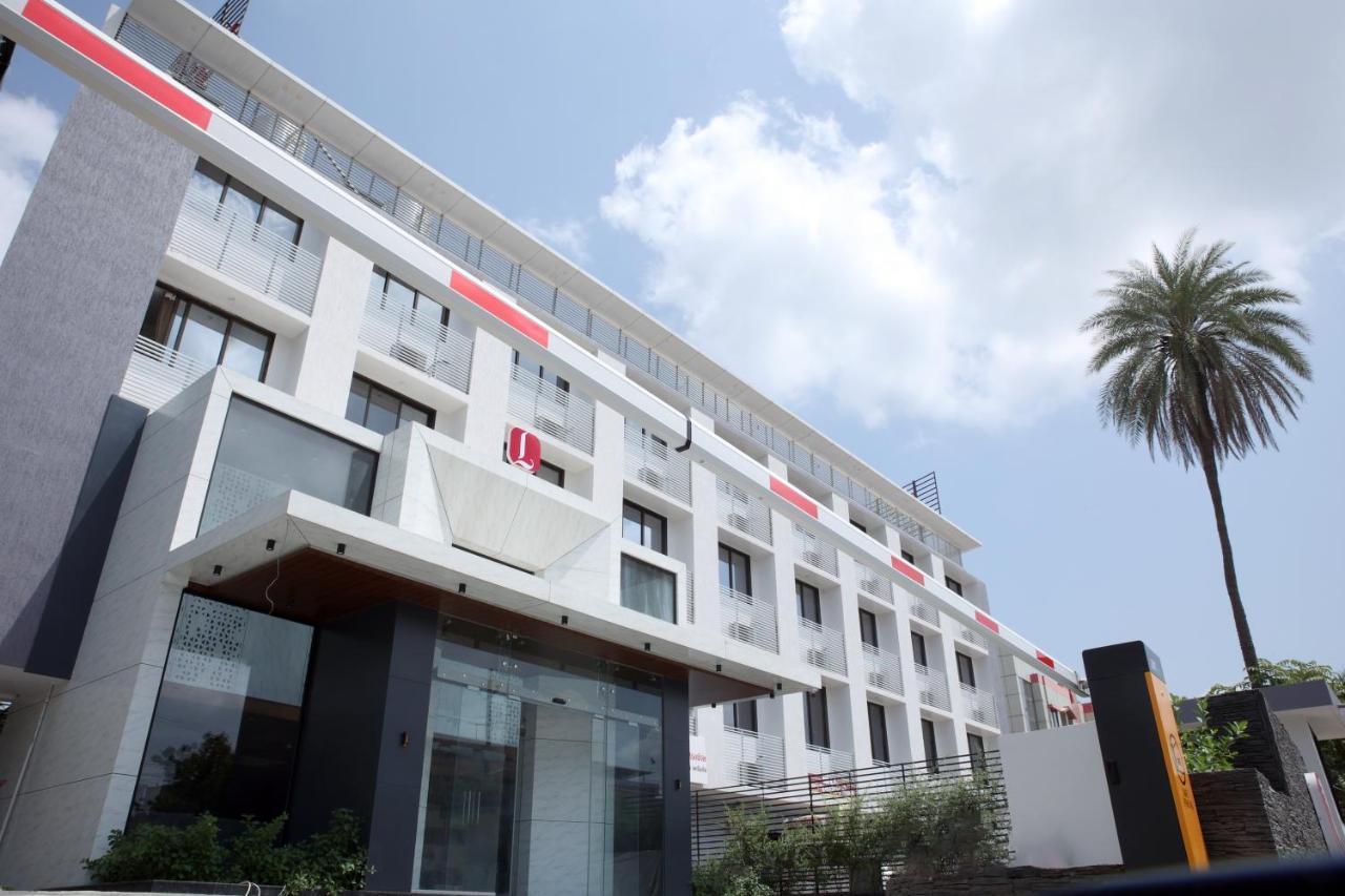 Lords Eco Inn, Ambaji Exteriér fotografie