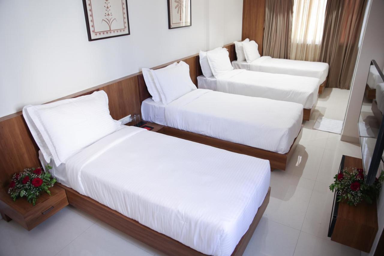 Lords Eco Inn, Ambaji Exteriér fotografie