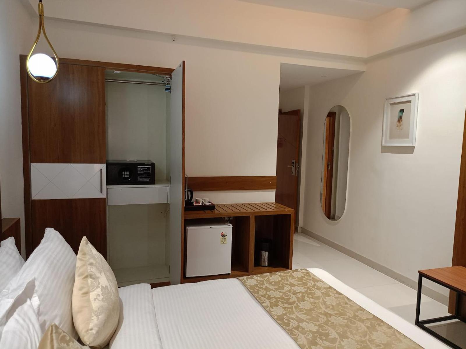 Lords Eco Inn, Ambaji Exteriér fotografie